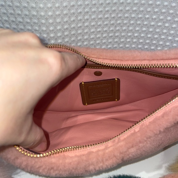 Like New Coach Pink Mira Shearling Crossbody Bag 🩷 - Picture 3 of 10